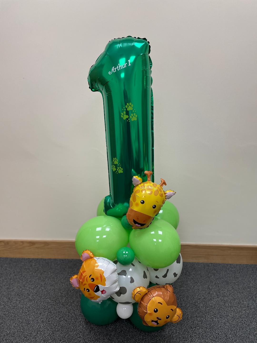 Balloon Displays | Above and Beyond Balloons